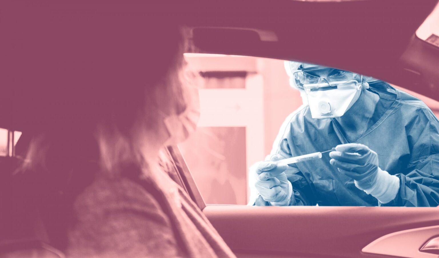 Test de coronavirus au volant: comment cela fonctionne et quels États le proposent