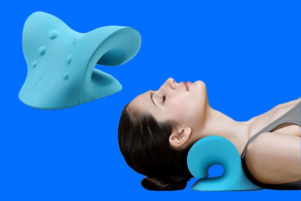 Ce « relaxant » de traction cervicale pourrait être la réponse à vos douleurs au cou et aux épaules Ce "relaxant" de traction cervicale pourrait être la réponse à vos douleurs au cou et aux épaules