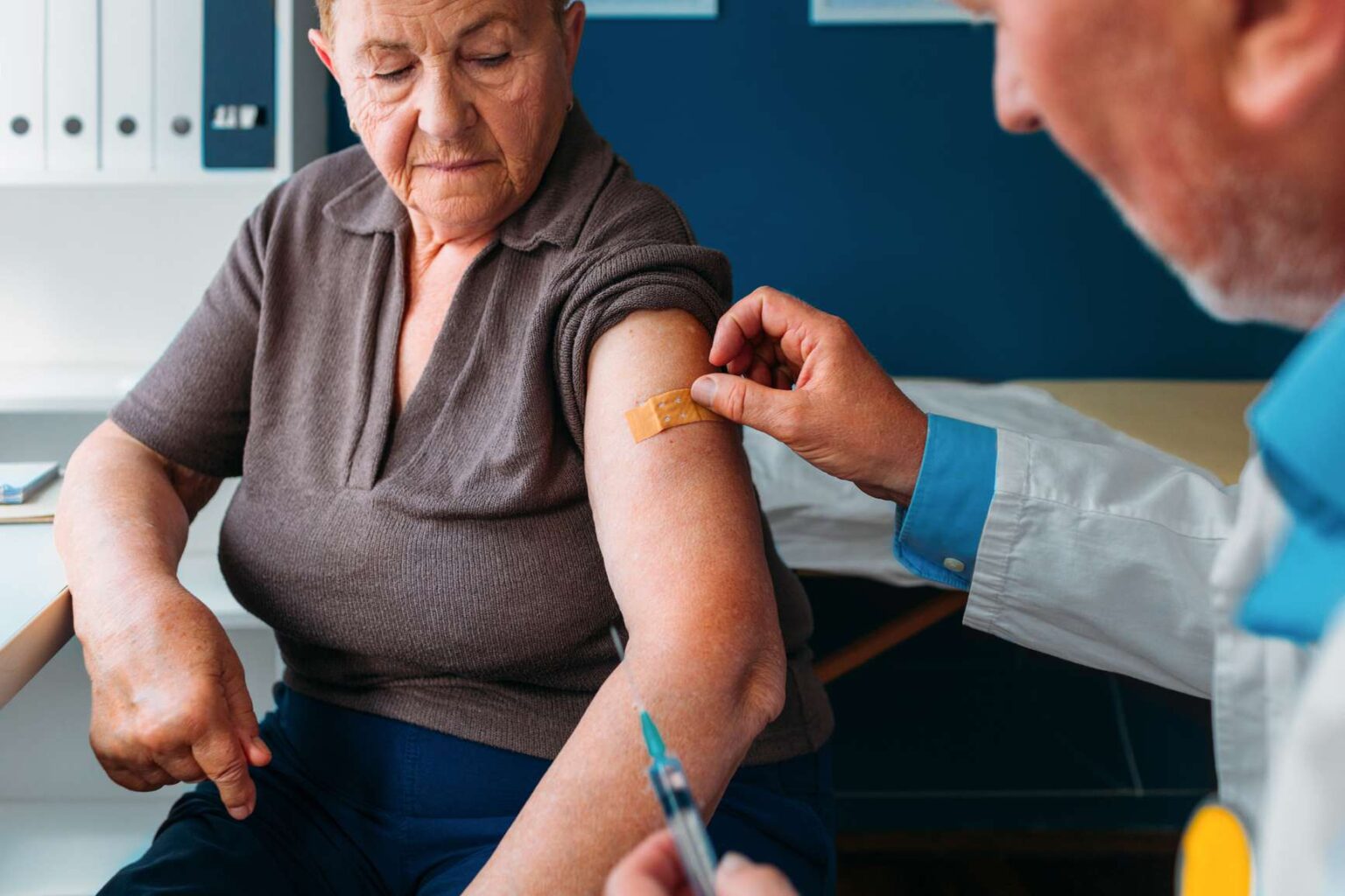 Le CDC étudie le lien potentiel, mais « peu probable », entre le rappel Pfizer et le risque d’AVC Le CDC étudie le lien potentiel, mais « peu probable », entre le rappel Pfizer et le risque d'AVC
