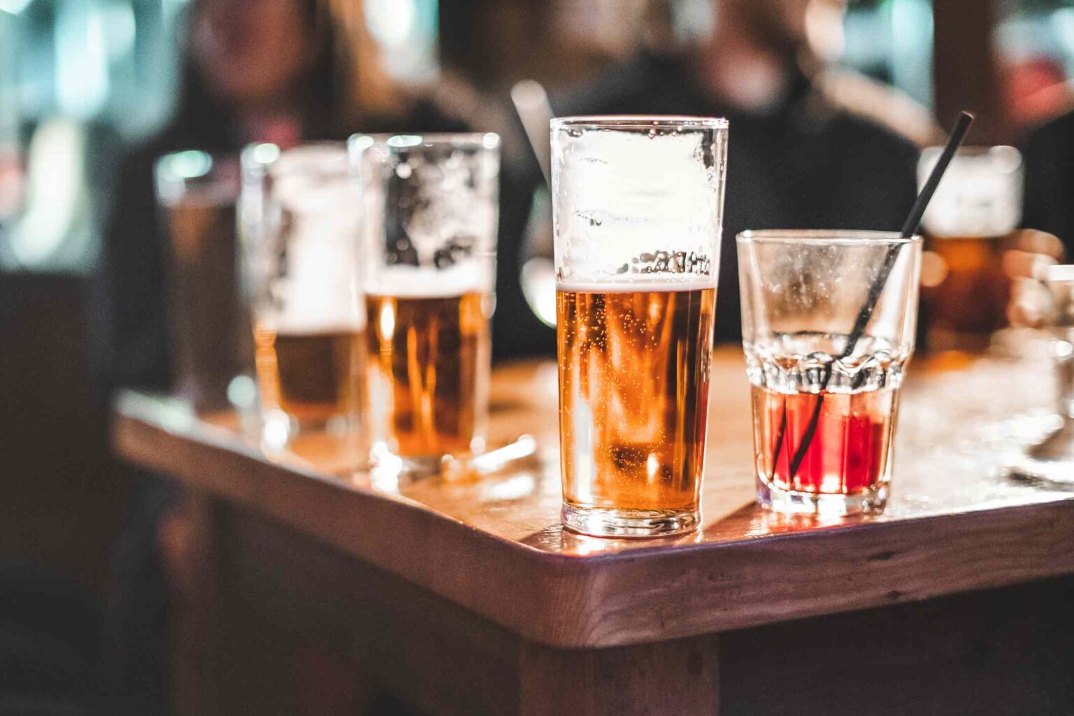 Naltrexone : comment la prise d’une pilule peut aider à freiner la consommation excessive d’alcool Naltrexone : comment la prise d'une pilule peut aider à freiner la consommation excessive d'alcool