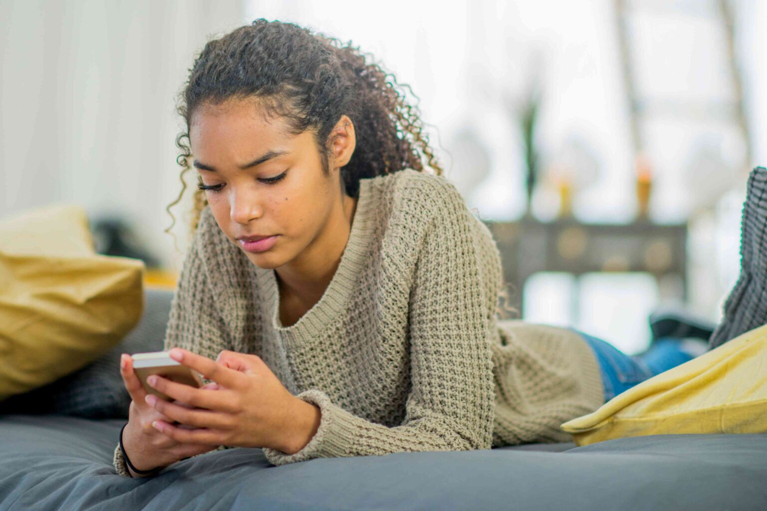 TikTok annonce une limite de temps quotidienne pour les adolescents, mais est-ce suffisant ?