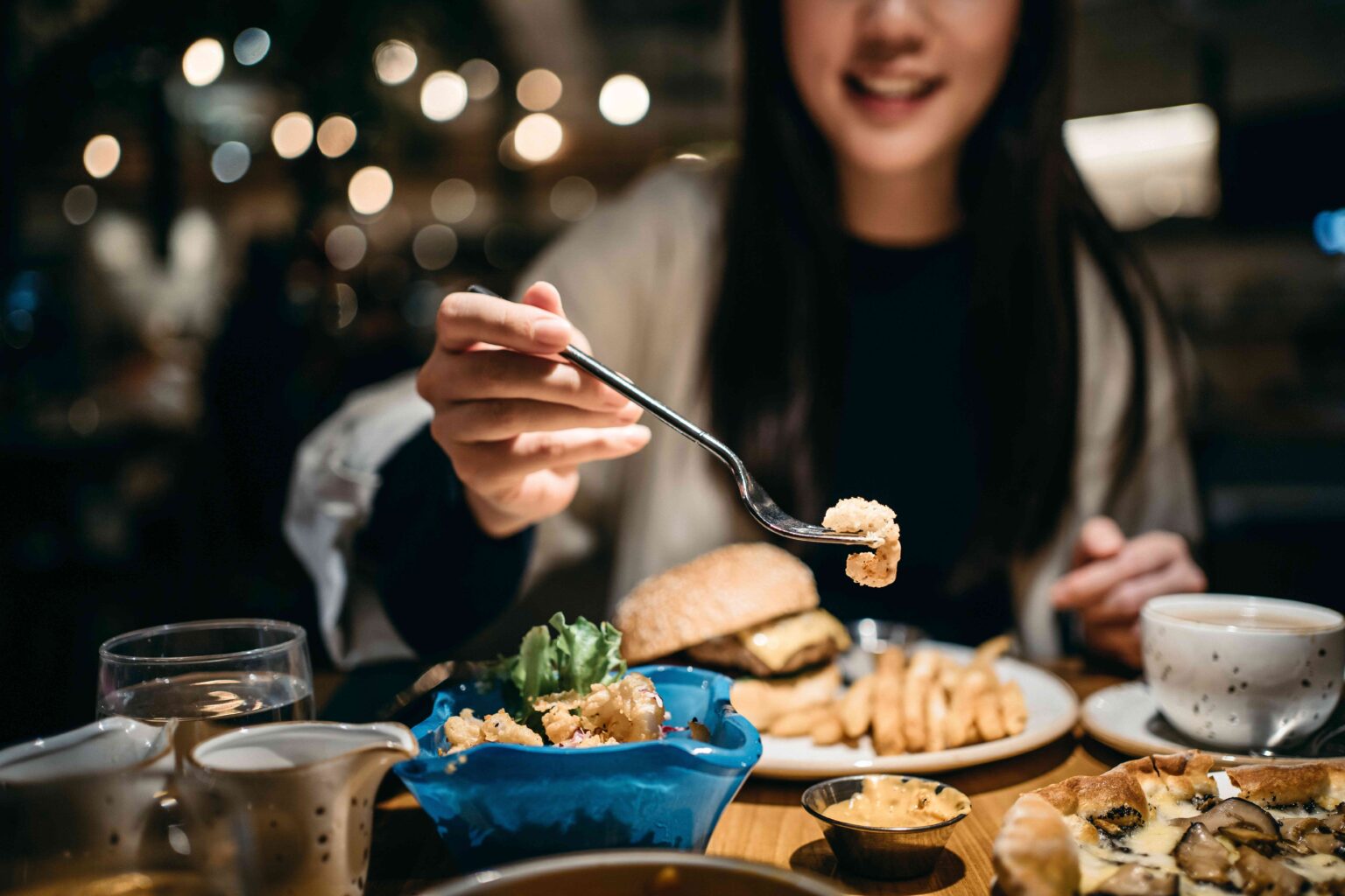 La restriction calorique pourrait-elle ralentir le vieillissement ? Une nouvelle recherche montre un lien, mais les experts ont des inquiétudes La restriction calorique pourrait-elle ralentir le vieillissement ? Une nouvelle recherche montre un lien, mais les experts ont des inquiétudes