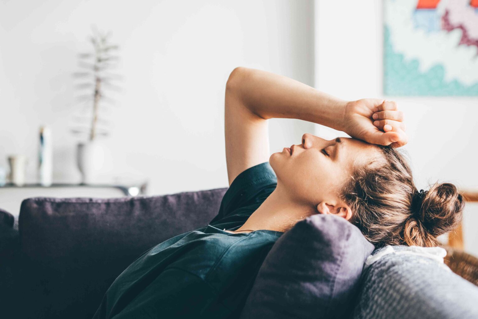 Avoir mal à la tête à la même heure chaque jour ? Une étude explique pourquoi Avoir mal à la tête à la même heure chaque jour ? Une étude explique pourquoi