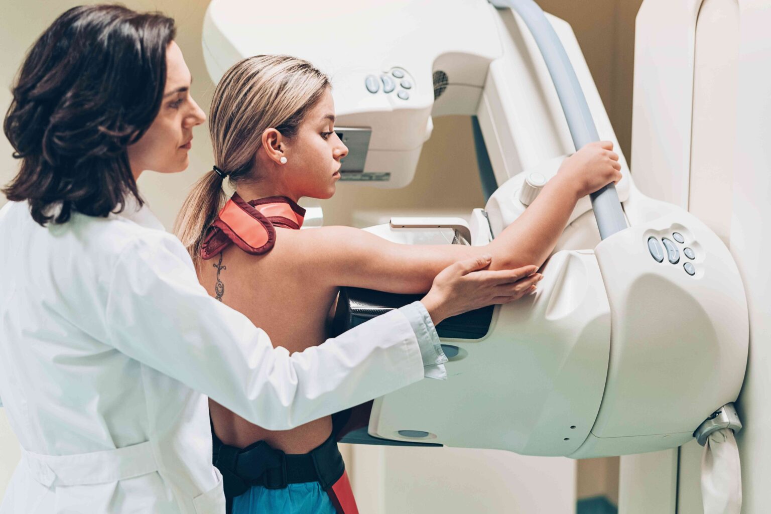 Comment les changements de densité mammaire au fil du temps peuvent influencer le risque de cancer du sein Comment les changements de densité mammaire au fil du temps peuvent influencer le risque de cancer du sein