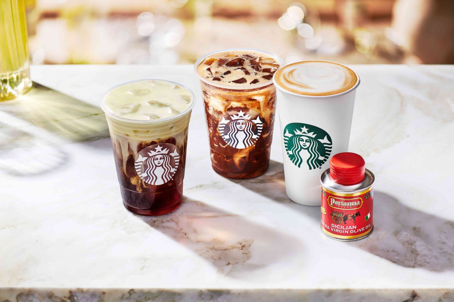 Huile d’olive dans le café : la nouvelle gamme Oleato de Starbucks présente-t-elle des avantages pour la santé ? Huile d'olive dans le café : la nouvelle gamme Oleato de Starbucks présente-t-elle des avantages pour la santé ?