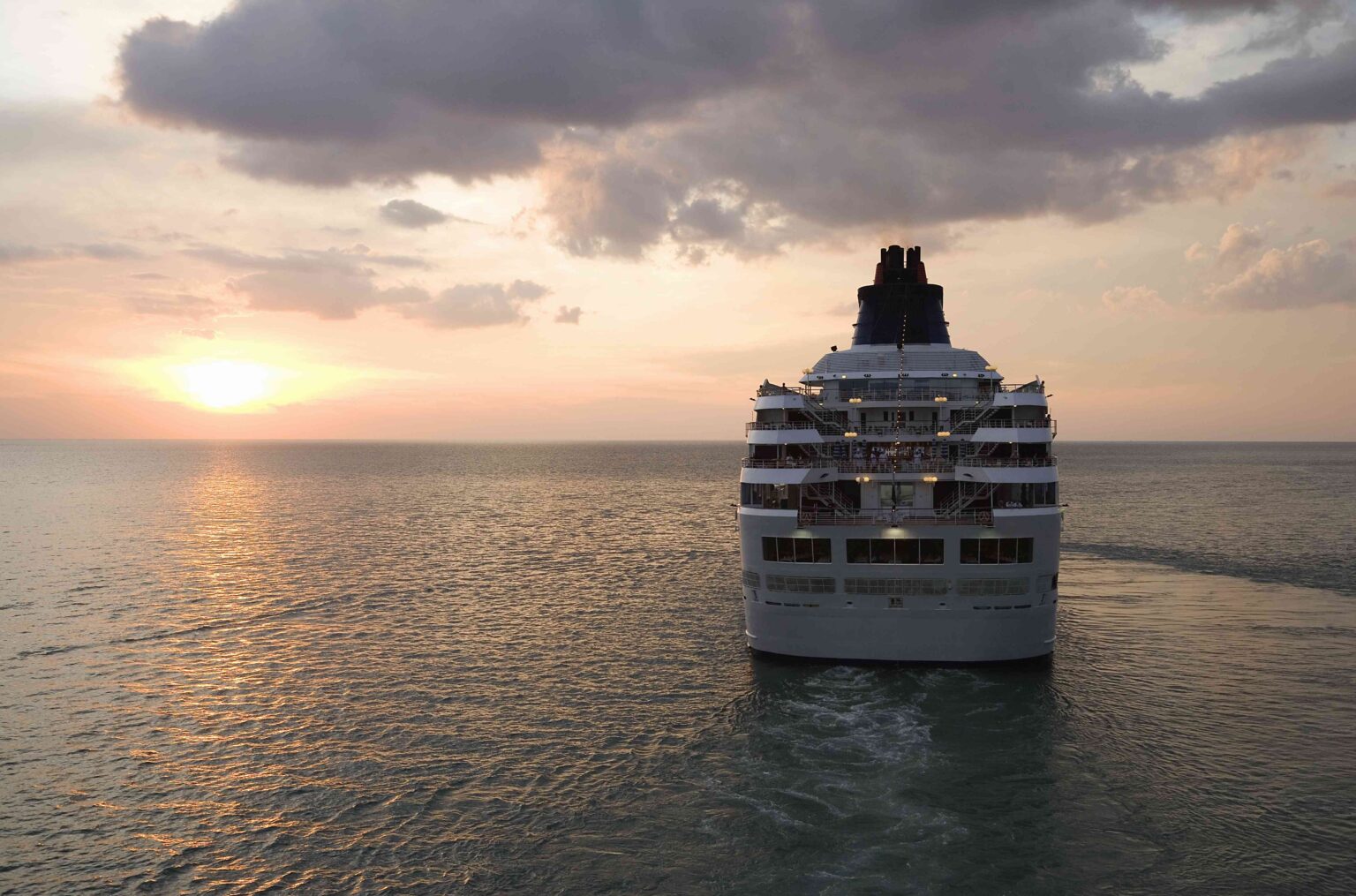 Épidémies de norovirus sur les navires de croisière : comment éviter de tomber malade en vacances