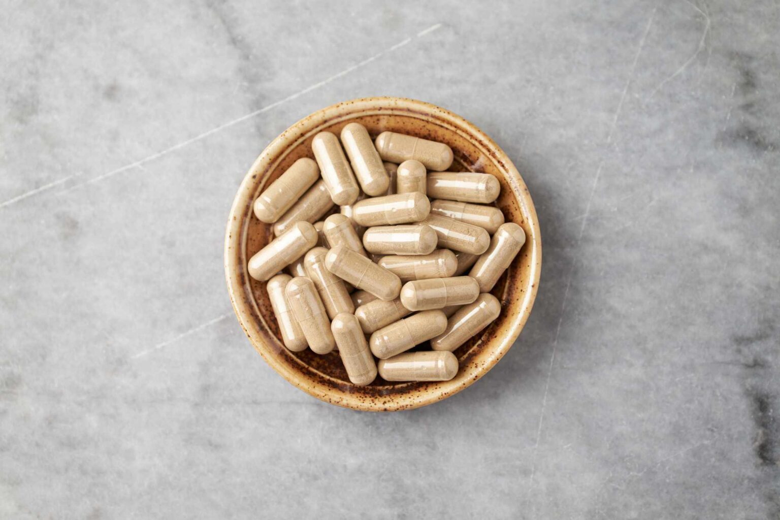 Ce qu'il faut savoir sur l'ajout d'Ashwagandha à votre routine de suppléments