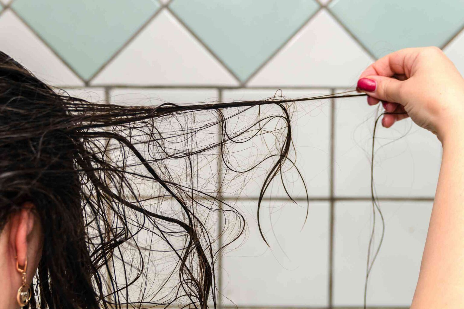Vous avez demandé, la santé a répondu : dans quelle mesure la perte de cheveux est-elle normale sous la douche ? Vous avez demandé, la santé a répondu : dans quelle mesure la perte de cheveux est-elle normale sous la douche ?