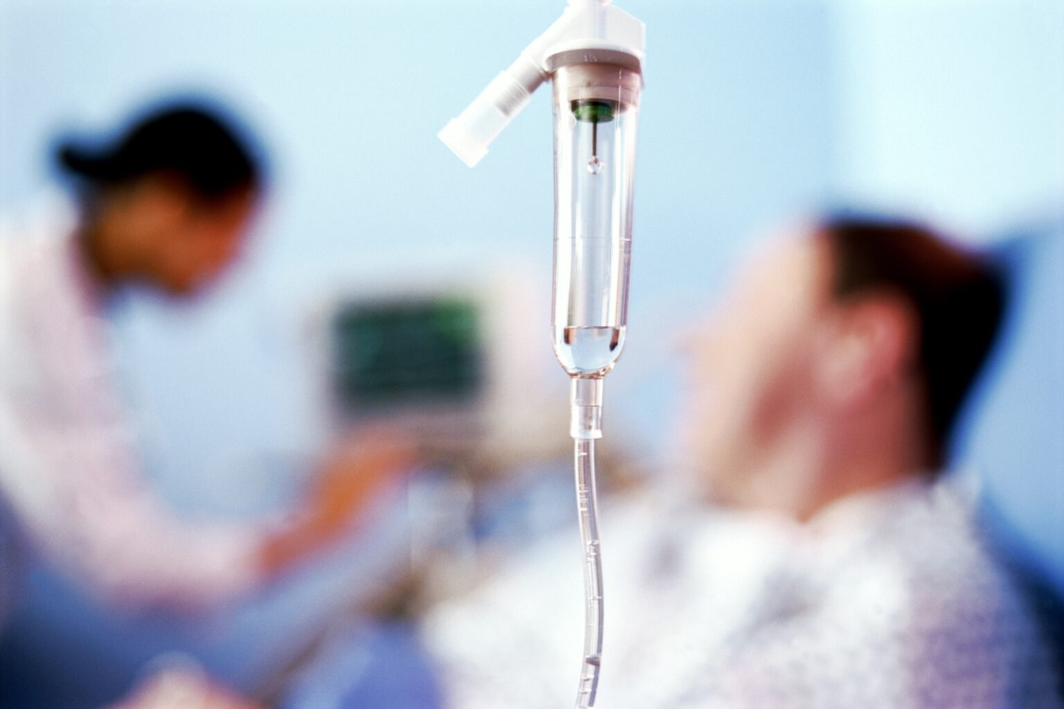 Un traitement d'édition génétique pourrait transformer la vie avec un angio-œdème héréditaire intravenous iv drip
