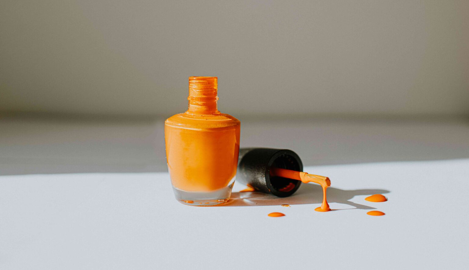 Qu’est-ce que le chromage ? Ce que chaque parent doit savoir sur cette tendance dangereuse Qu’est-ce que le chromage ? Ce que chaque parent doit savoir sur cette tendance dangereuse