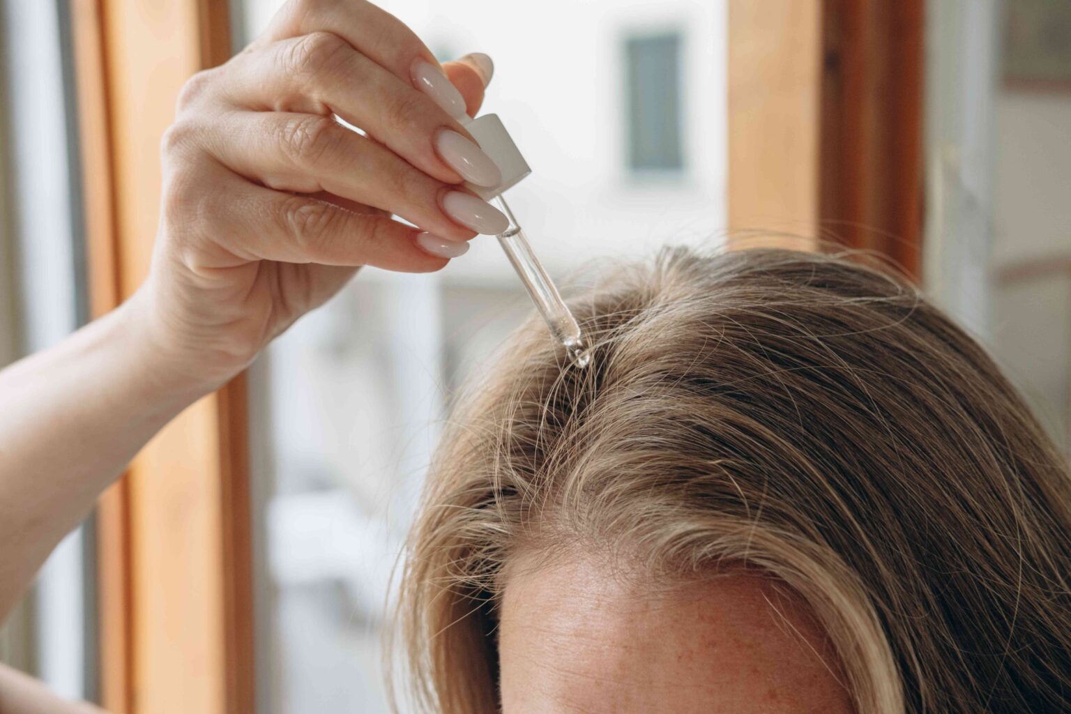 L'huile de batana peut-elle vraiment aider à la croissance des cheveux? Voici ce que pensent les dermatologues