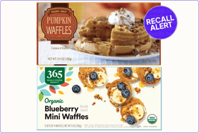 Trader Joe's Pumpkin Waffles et 365 Organic Whole Foods Market Brand Blueberry Mini Waffles.