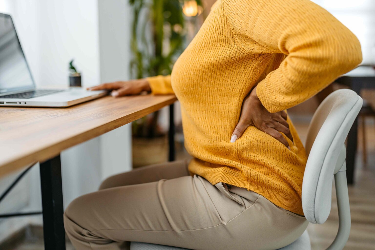 Vainures de dos chroniques? Ces 2 thérapies ont aidé les gens à se sentir mieux et à réduire les analgésiques