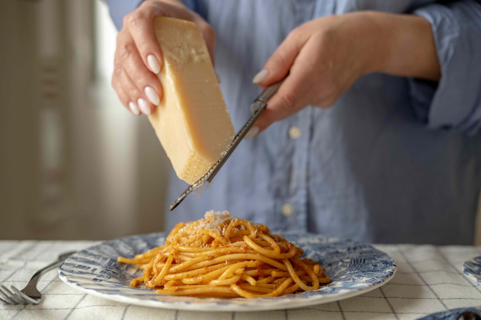 Le fromage peut-il vraiment déclencher des cauchemars? Une nouvelle étude dit que c'est possible