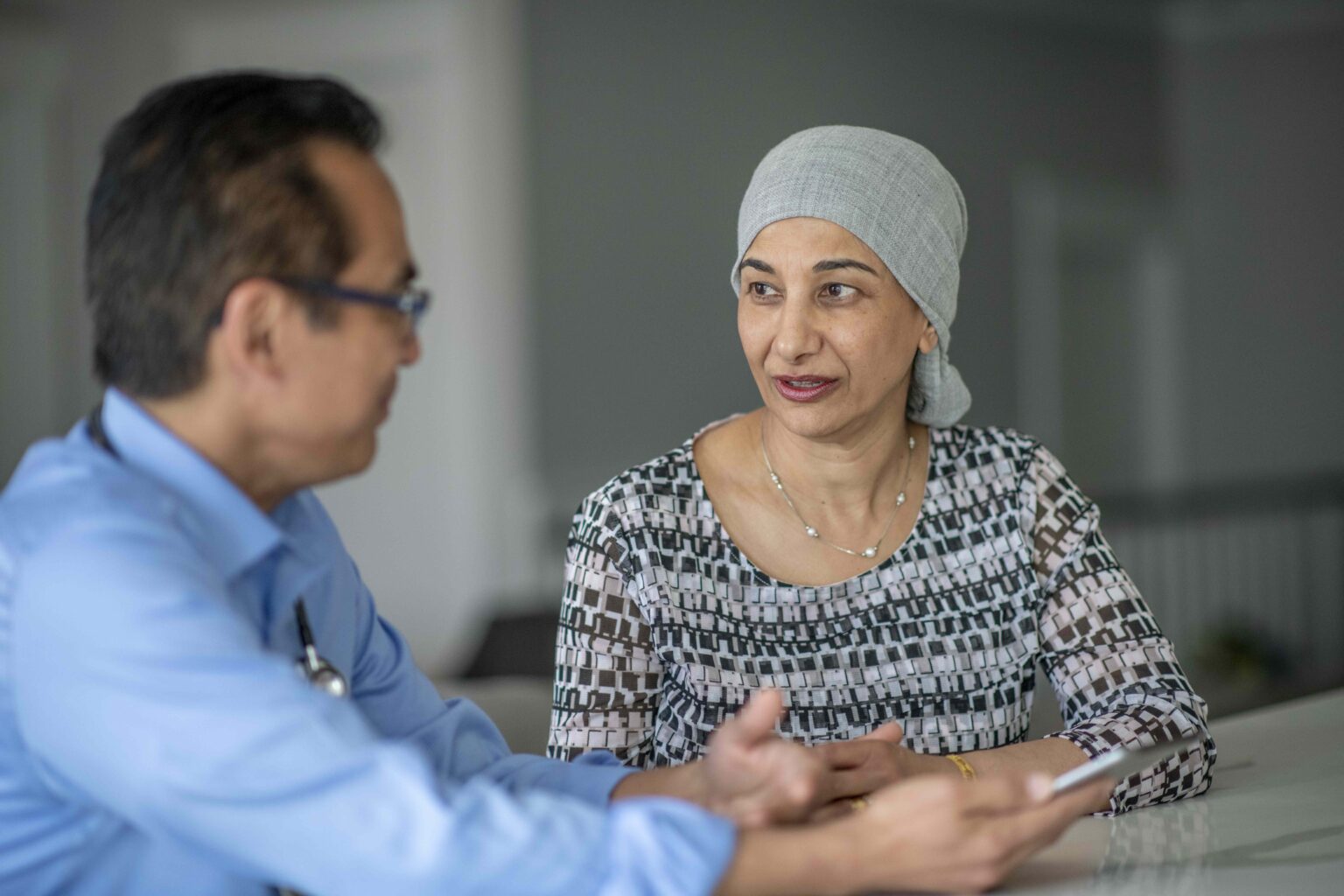 Les essais cliniques sur le cancer sauvent des vies – alors pourquoi plus de médecins n'en parlent-ils pas? Les essais cliniques sur le cancer sauvent des vies - alors pourquoi plus de médecins n'en parlent-ils pas?