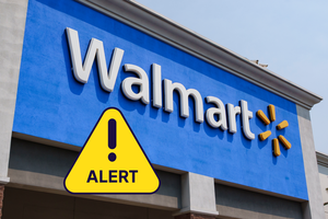 vitrine Walmart avec badge d'alerte