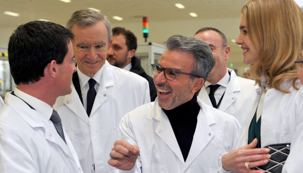 Olivier Echaudemaison, créateur maquillage emblématique de Guerlain, est décédé à 84 ans