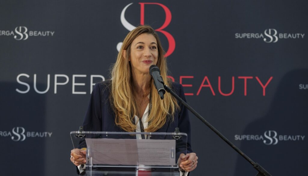 Superga Beauty engage 15 millions d'euros pour transformer une usine de soins de la peau et des cheveux
